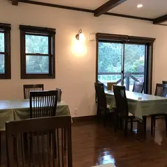 Cafe & Restaurant COCON