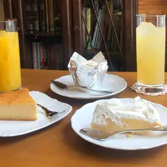 エーデルワイス洋菓子店 呉本通店