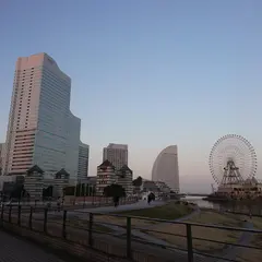 スカイダック横浜事務所