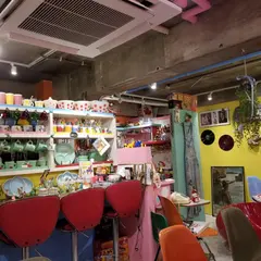 ティーラドチライカ