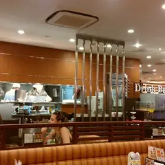 ロイヤルホスト 秋葉原店