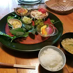 茶房 巴