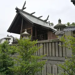 興除神社