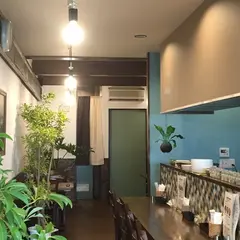 シドミド spice&café Sid Mid