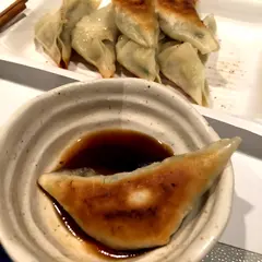 餃子専門 黒兵衛 中央通り店