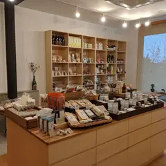 だだ商店 だだ食堂