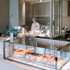 パティスリィ アサコ イワヤナギ（ PÂTISSERIE ASAKO IWAYANAGI）