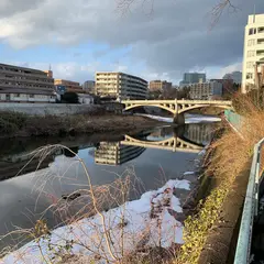 霊屋橋・瑞鳳殿入口（バス）