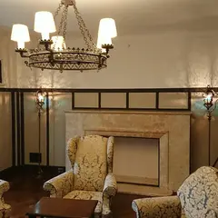 山口萬吉邸