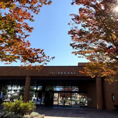 半田市立図書館