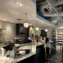 DEAN & DELUCA カフェクリスタ長堀