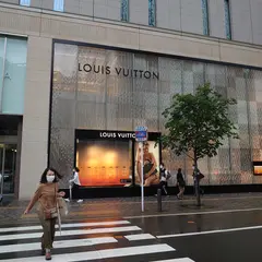 ルイ・ヴィトン 福岡店
