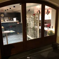 Moshimoshi Carouge
