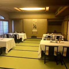 電気ビルレストラン