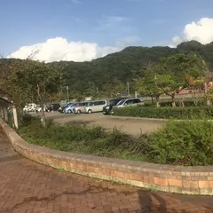 金ヶ崎緑地 駐車場①