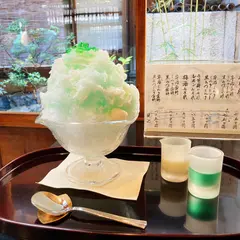 太極殿本舗六角店（栖園）