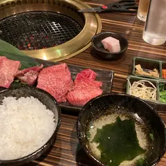 食彩和牛しげ吉 横浜元町店