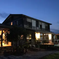 the garden hotel with DOG