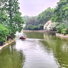 魯迅公園（Lu Xun Park）
