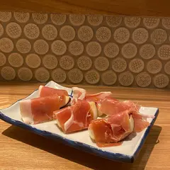 大衆酒場レインカラー