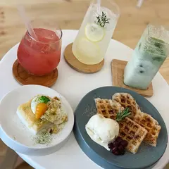 ドゥドジカフェ