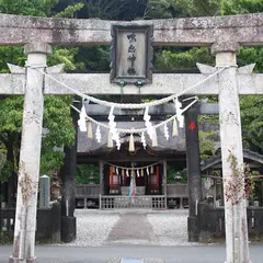 鳴無神社