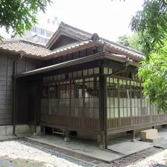 辛志平校長故居本館/快閃新市集