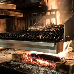 BLACK WOOD GRILL