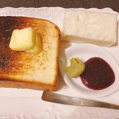 高級食パン専門店 嵜本 大阪堂島店