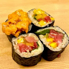 ヒカリモノ 鮨とつまみ