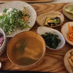 カフェ akubi