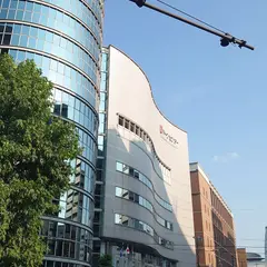 大阪府立男女共同参画・青少年センター（ドーンセンター）