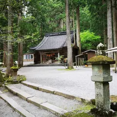 雄山神社