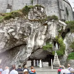 ルルド（Lourdes）
