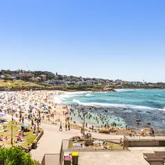 Bronte Beach