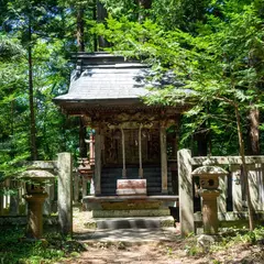 高房神社