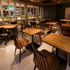 炭火とワイン なんば店