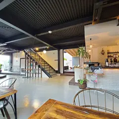 まだ名前のないカフェ