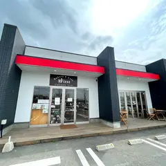 ベーカリー&カフェ First
