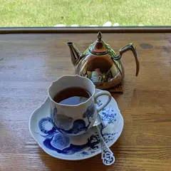 樹下美術館