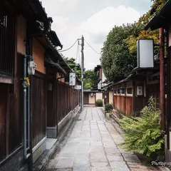 石塀小路