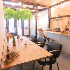MONO MONO CAFE
