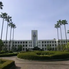 大阪市立大学