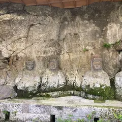 臼杵石仏（臼杵磨崖仏）