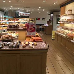 ポールボキューズ　大丸神戸店