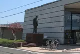 前尾繁三郎 銅像