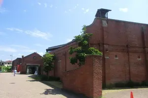 赤い煉瓦の煉瓦館で楽しむ熊取町