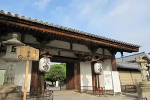 寺院仏閣の情緒あふれる京のまち