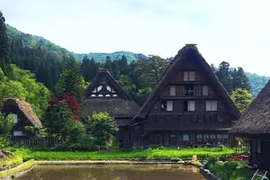 【冬だけじゃない！】夏の白川郷でたっぷり深呼吸の旅
