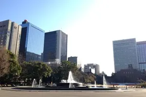 ビジネス街を歩いて楽しむ！霞が関・虎ノ門・新橋のお散歩プラン。